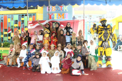 97-KEGIATAN-KB-TK-YIMI-GRESIK-BERTEMA-MY-HERO-MY-INSPIRATION